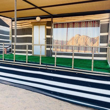 Moon Night Camp Hotell Wadi Rum Exteriör bild