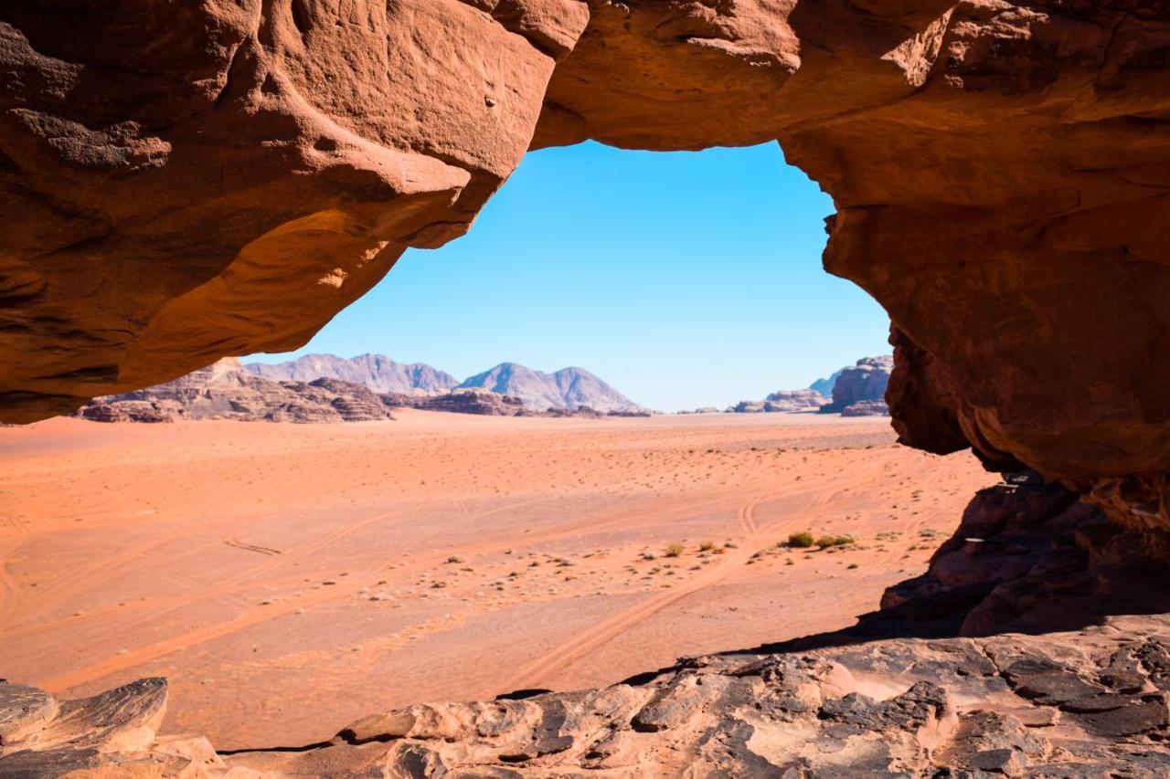 Moon Night Camp Hotell Wadi Rum Exteriör bild